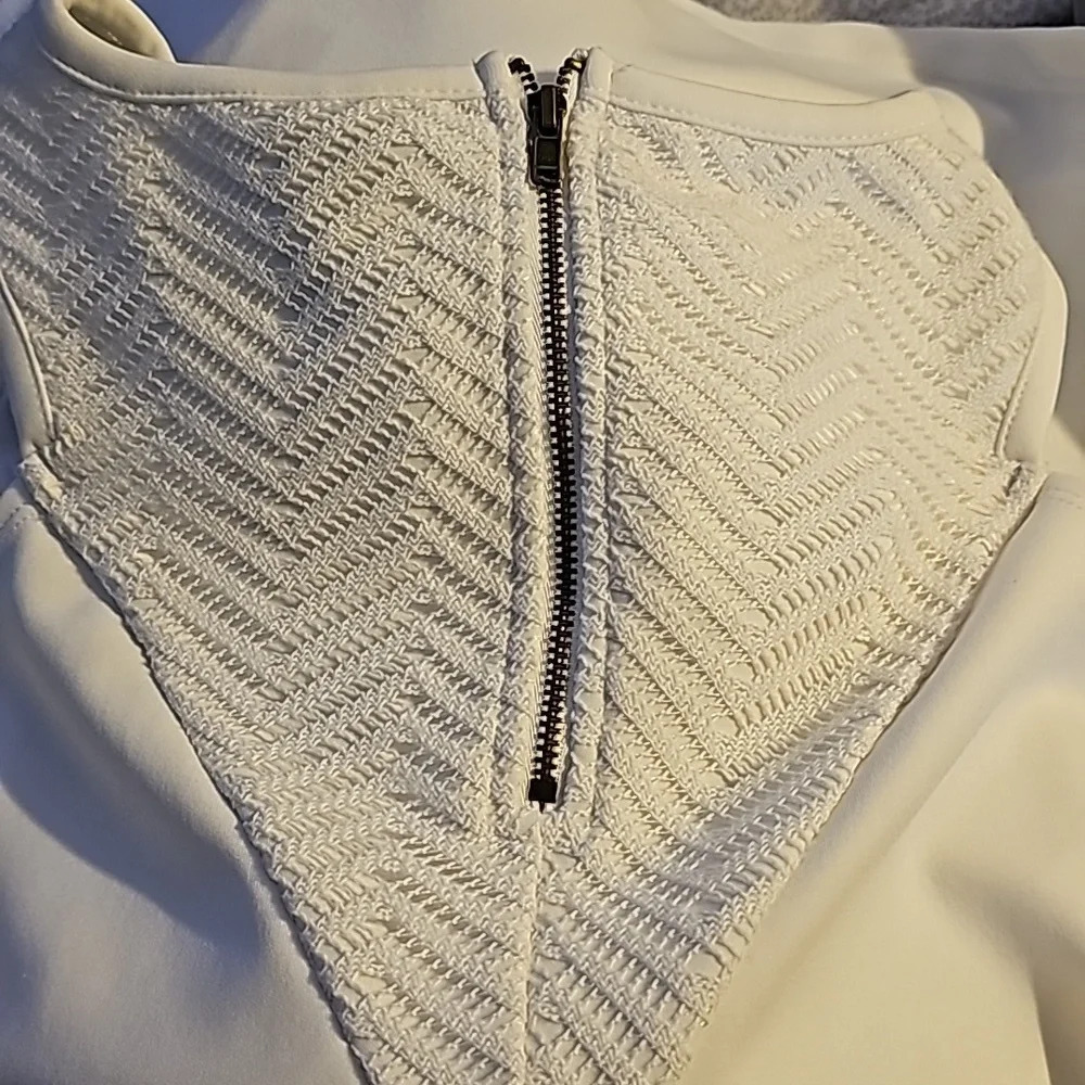 Worthington White Peplum Top - Picture 6 of 6